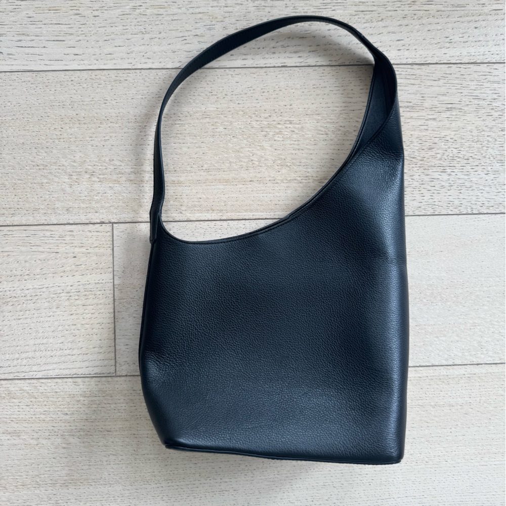 Aesther Ekme Demi Lune Leather Shoulder Bag Grain Black
